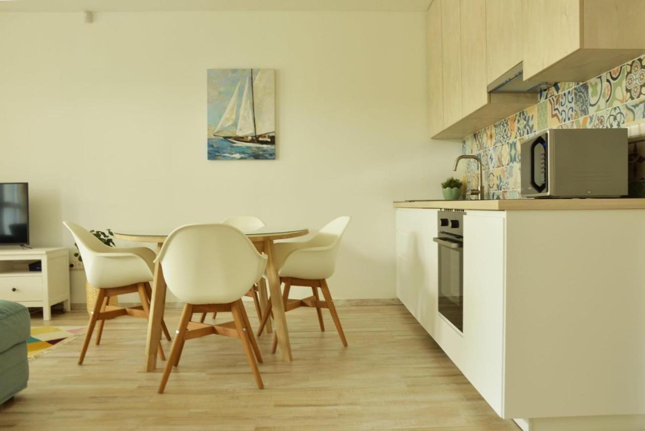 Inn Lelle Balatonlelle Ngoại thất bức ảnh