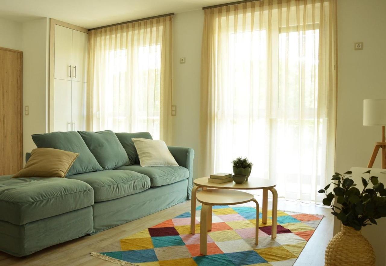 Inn Lelle Balatonlelle Ngoại thất bức ảnh