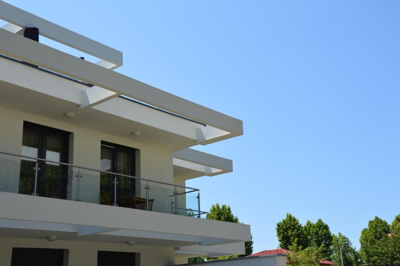 Inn Lelle Balatonlelle Ngoại thất bức ảnh