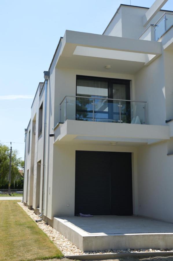 Inn Lelle Balatonlelle Ngoại thất bức ảnh